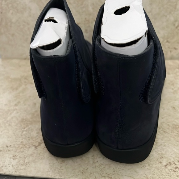 Clark’s Womens Cloudsteppers Sillian Sway Booties size 9.5W NEW - Picture 4 of 8